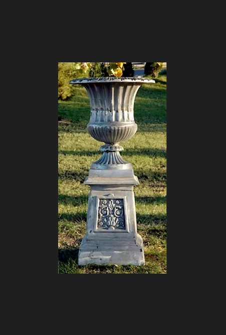 Lg. Venetian Urn On Base