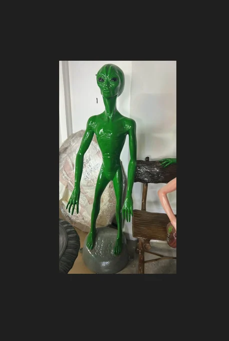 Green Alien with Hands Down