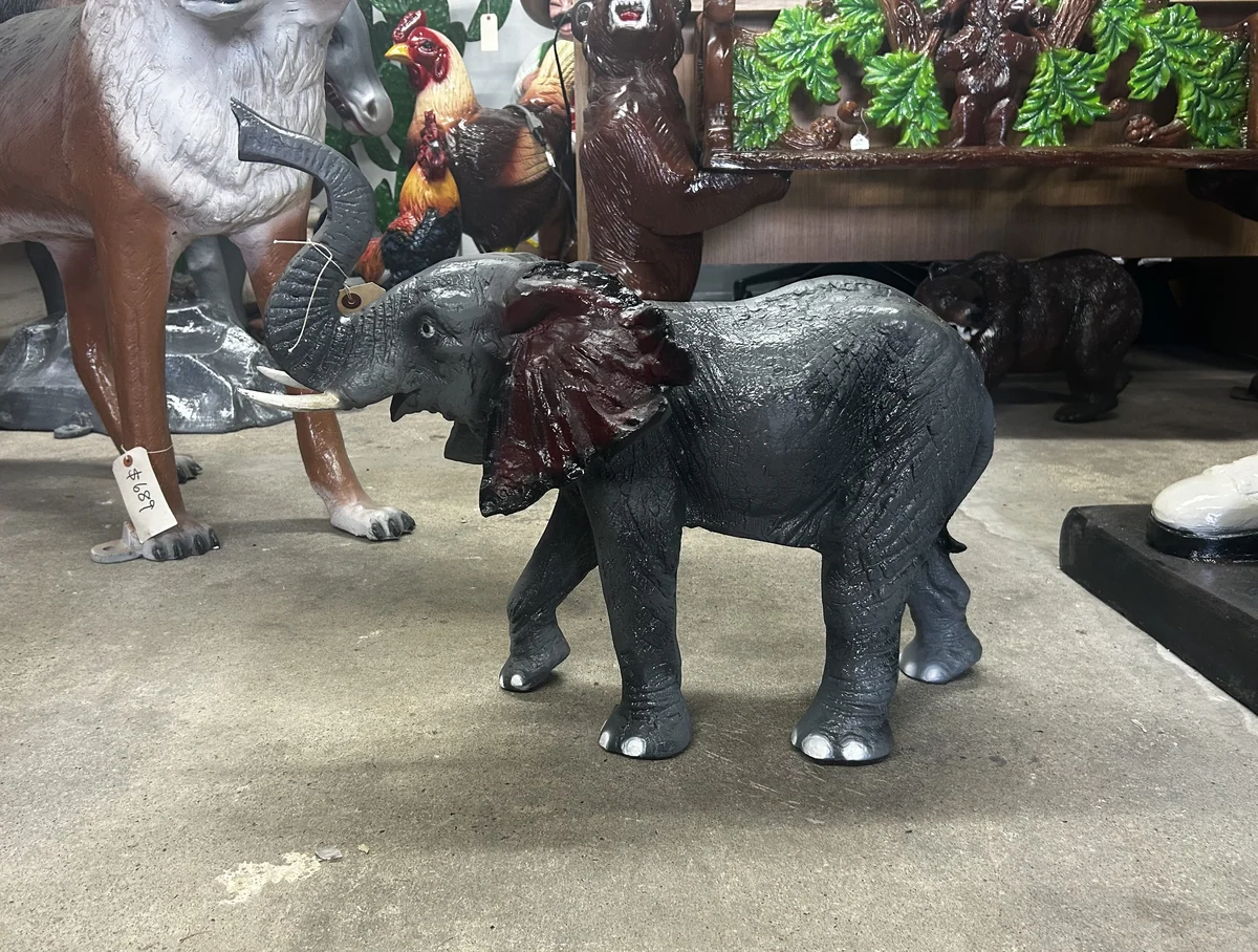Small Desktop Elephant